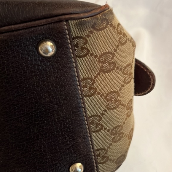 Vintage authentic Gucci handbag - Picture 13 of 16